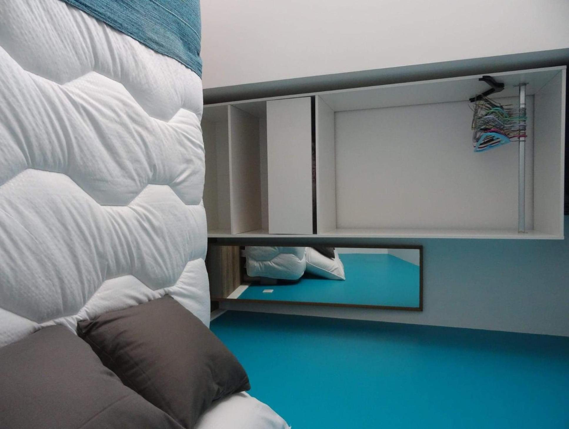 Chambre Privee Chez L'Habitant En Colocation Dans Agreable Maison Avec Jardin - A Private Room In A Shared House With Garden Bordeaux Buitenkant foto